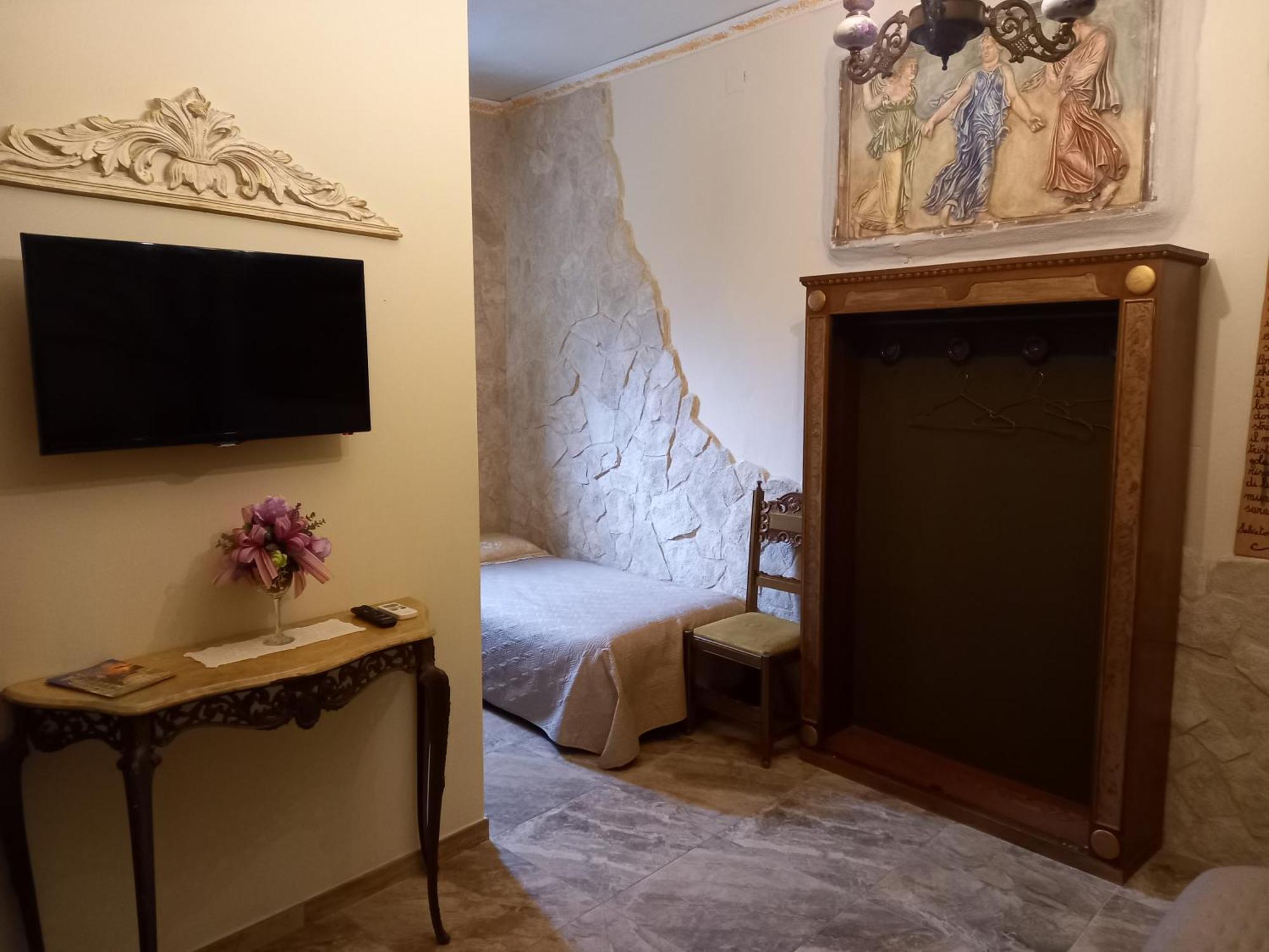 Sicilia In Miniatura "L'Atelier Dell'Etna" Bed & Breakfast Zafferana Etnea Bilik gambar