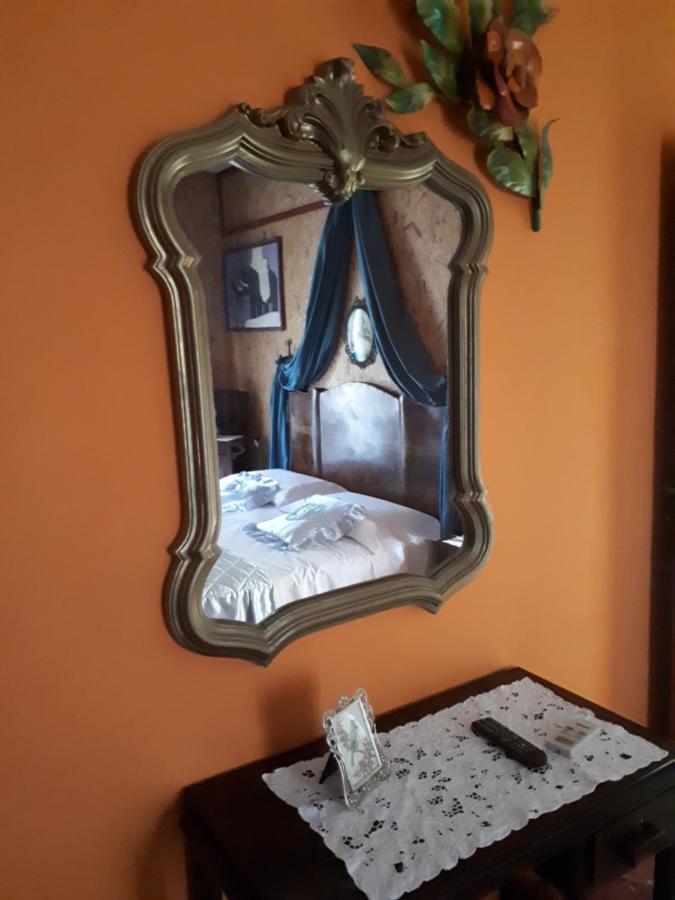 Sicilia In Miniatura "L'Atelier Dell'Etna" Bed & Breakfast Zafferana Etnea Luaran gambar