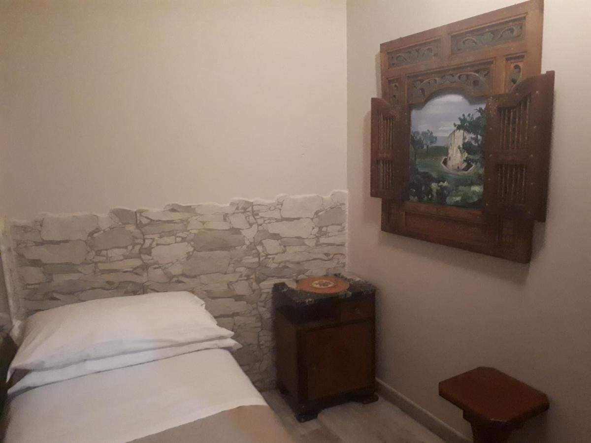 Sicilia In Miniatura "L'Atelier Dell'Etna" Bed & Breakfast Zafferana Etnea Luaran gambar